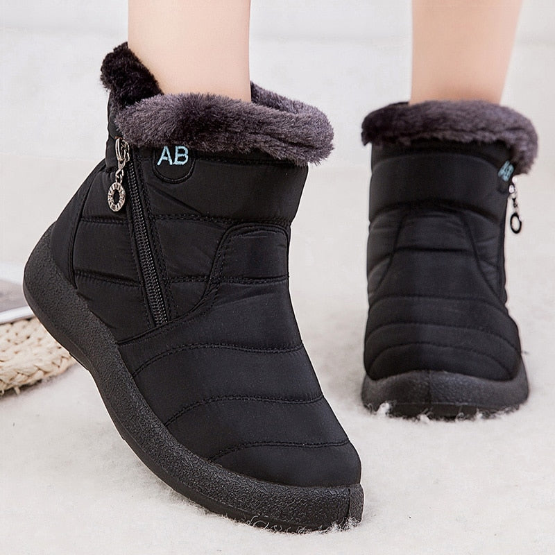 Bota Feminina Peluciada Cozy